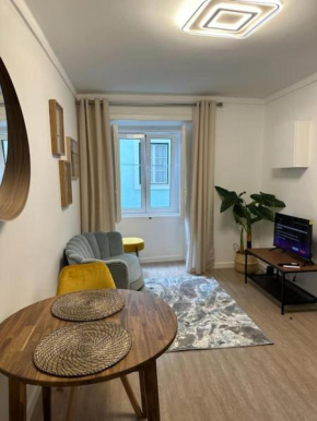 Stylish Renovated Apartment in Chiado